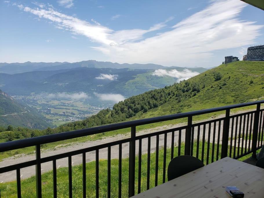 サン・ラリー・スランVue Panoramique Sur Les Pyreneesアパートメント エクステリア 写真